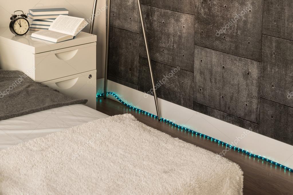 Recámara con iluminación LED decorativa e indirecta